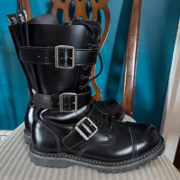 Demonia Riot 12BK - Picture 4 of 9